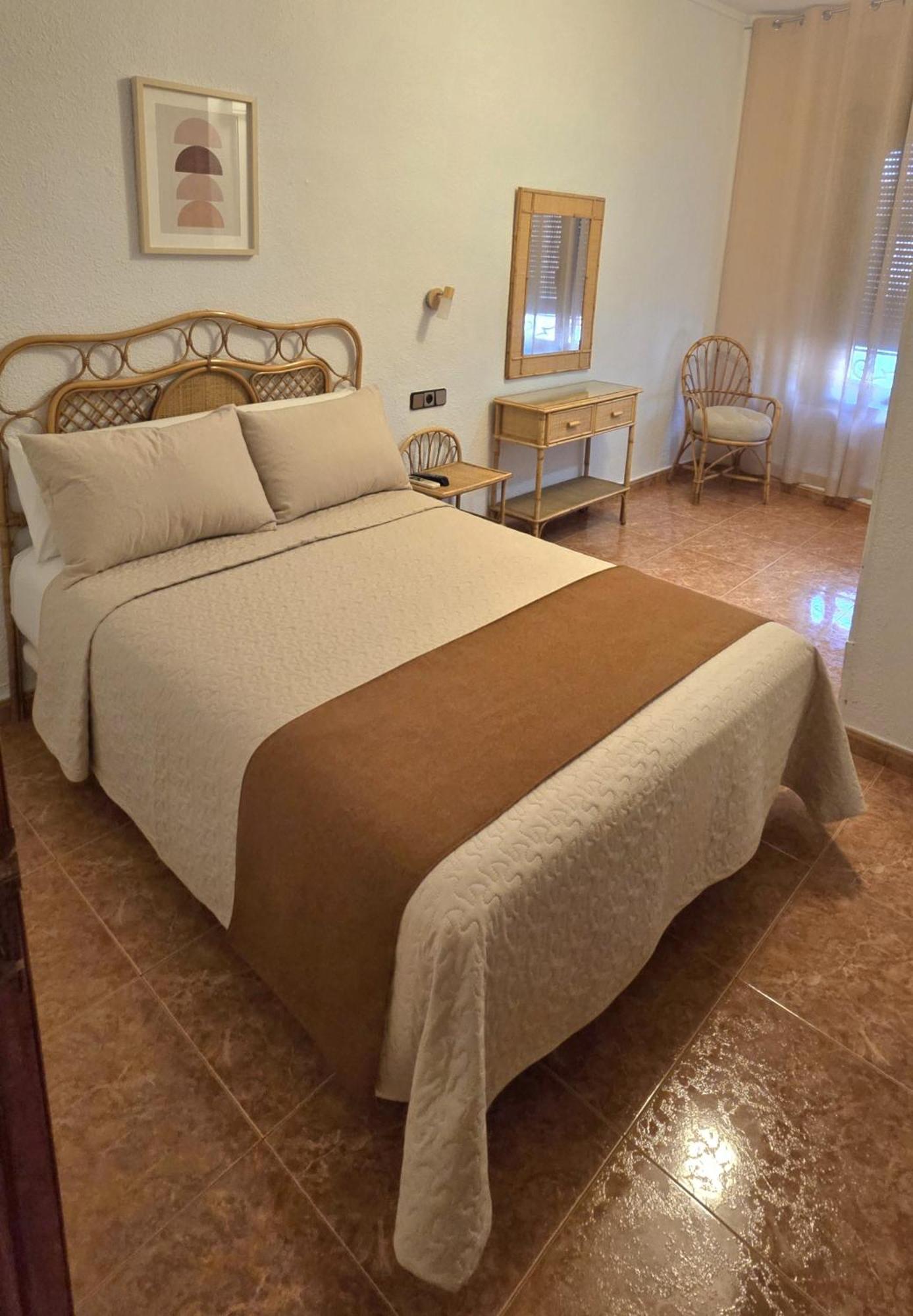 Hostal Prada Madryt Zewnętrze zdjęcie